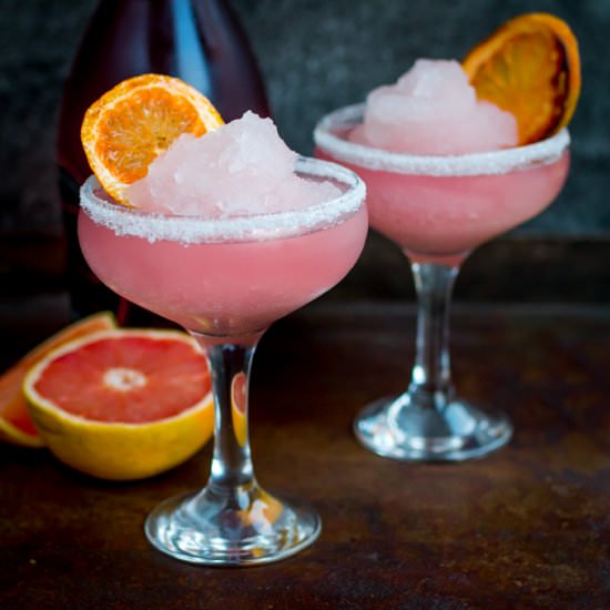 Frozen pink grapefruit prosecco