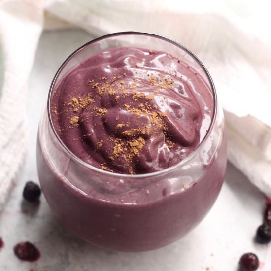 Creamy Chocolate Blueberry Shake