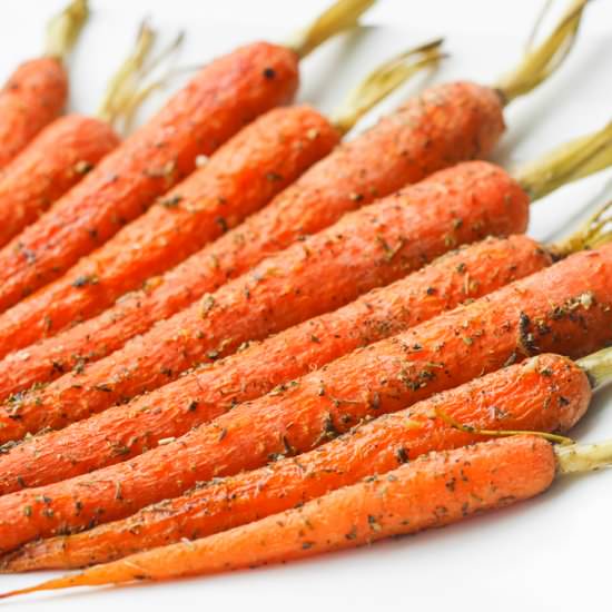 Garlic and Herb Roasted Carrots