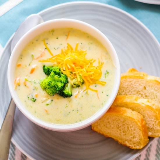Copycat Panera Broccoli Cheese Soup