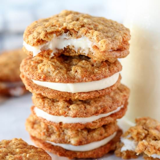 Carrot Cake Sandwich Cookies