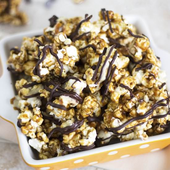 Zebra Caramel Popcorn