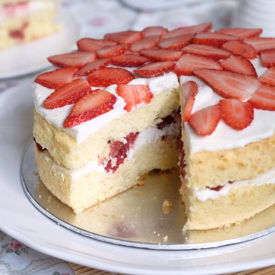 Victoria Sandwich Sponge