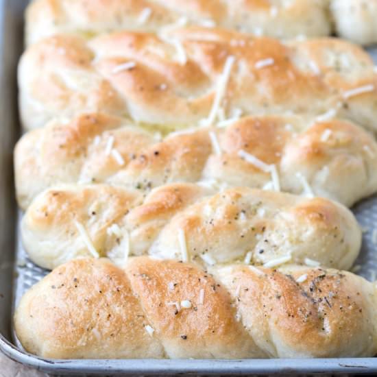 Quick & Easy Breadsticks