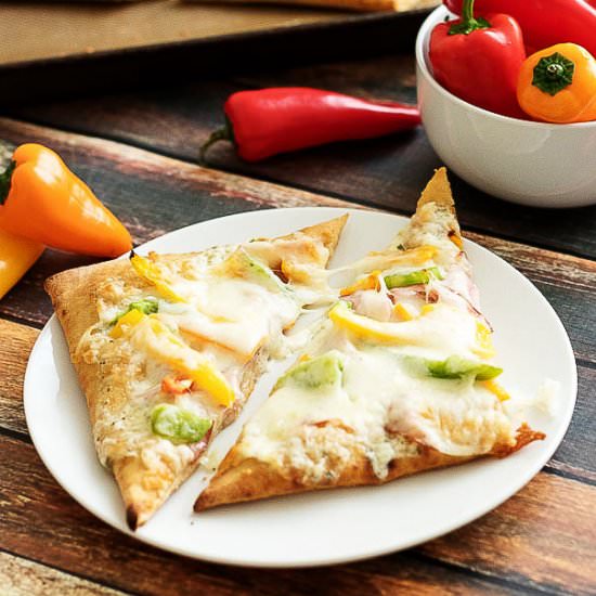 Ham, Pepper, and Ranch Flatbread