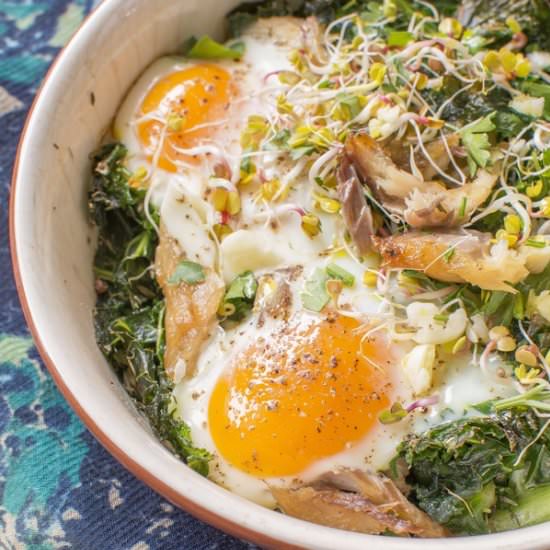 Eggs Baked with Mackerel and Kale