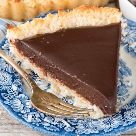 Chocolate Macaroon Pie
