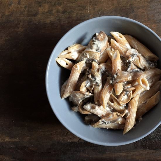 Pasta with Mushrooms and Yogurt