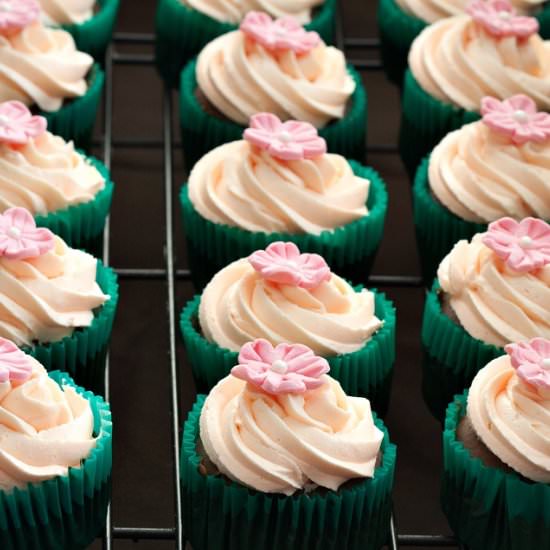 Strawberry Chocolate Cupcakes