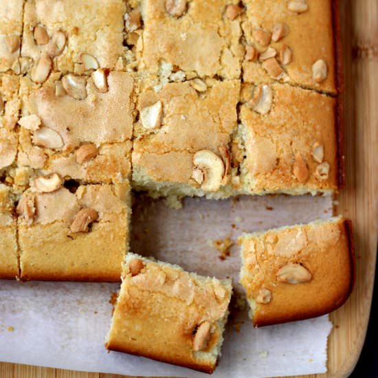 Cardamom cake