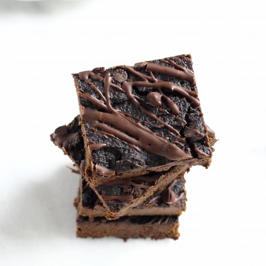 Grain Free Fudgy Avocado Brownies