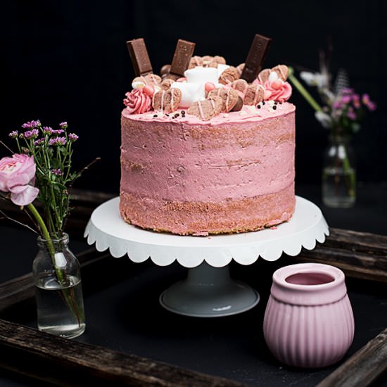 Pink birthday dream cake