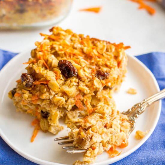 Carrot cake baked oatmeal