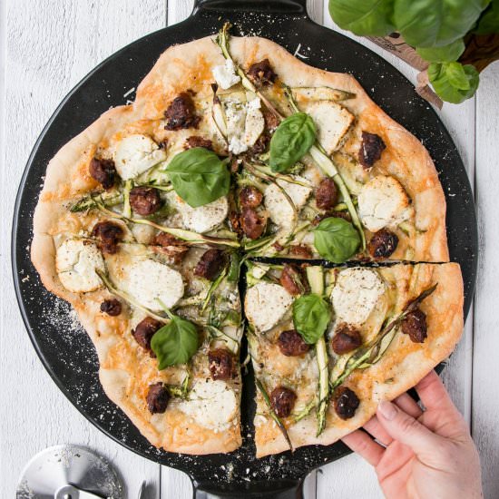 Chorizo, Asparagus, Cheese Pizza