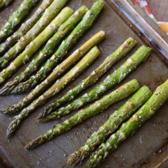 SIMPLY ROASTED ASPARAGUS