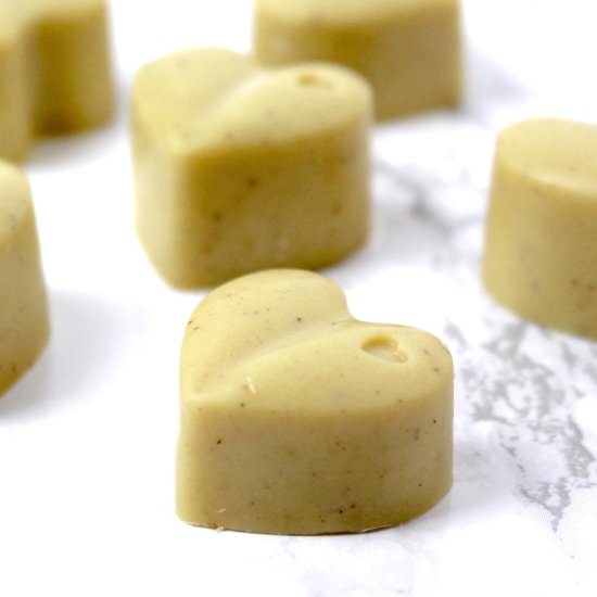 Healthy White Chocolate (raw vegan)