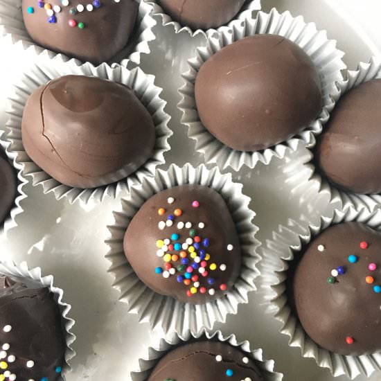 Homemade Chocolate Cake Balls