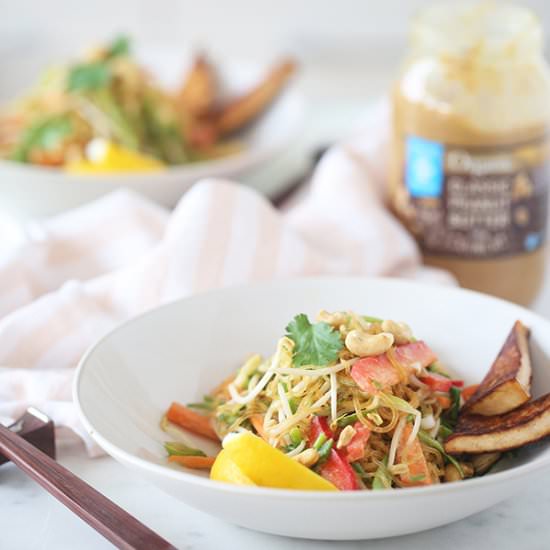 Pad Thai Salad (Vegan)