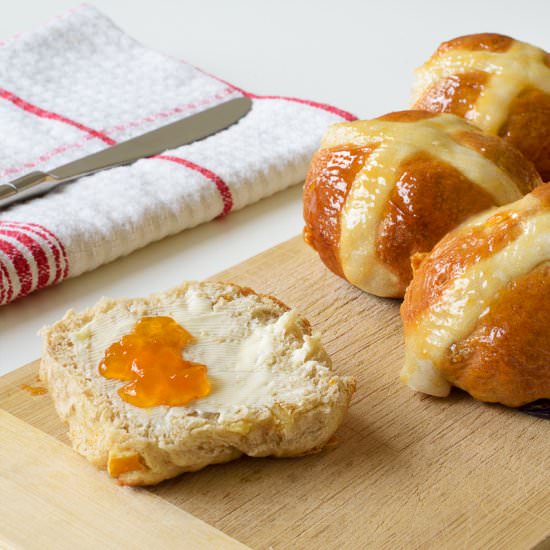 Vegan Hot Cross Buns