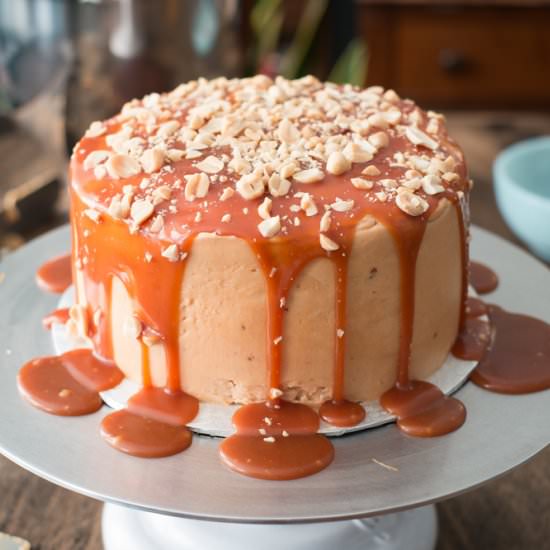 Snickers Cake
