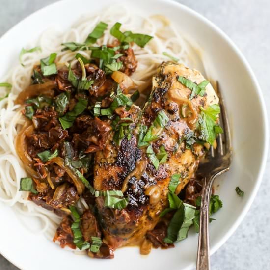 Creamy Sun Dried Tomato Chicken