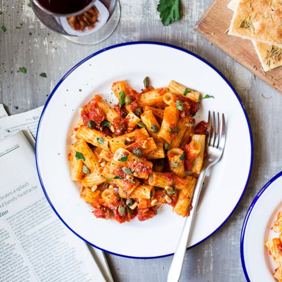 Rigatoni with saffron and capers