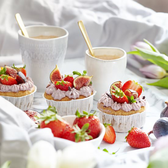 Strawberry Topinambur Cupcakes