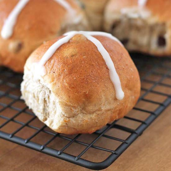 Vegan Hot Cross Buns