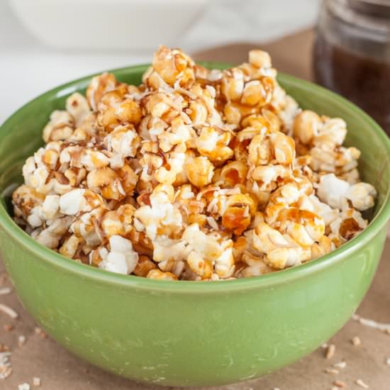 Vegan Coconut Caramel Popcorn
