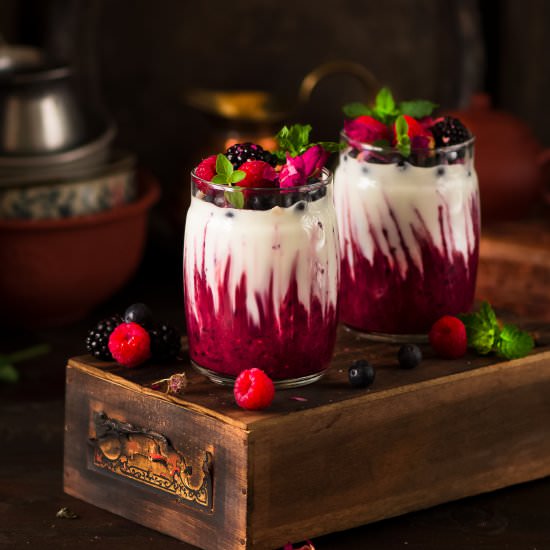 Berry Sauce with Greek Yogurt