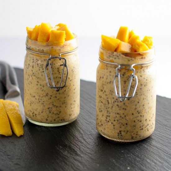 Mango Turmeric Overnight Oats
