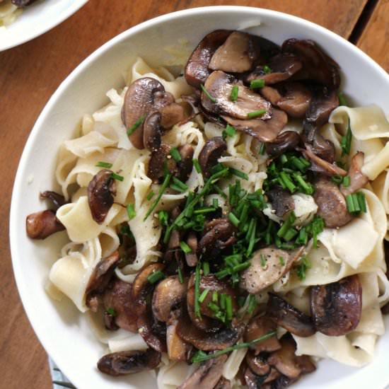 Garlic butter noodles