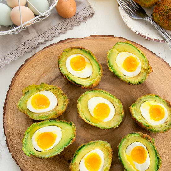 Crispy Eggs in Avocados