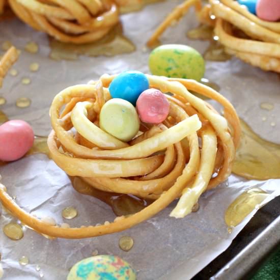 Sweet Crispy Easter Pasta Nests