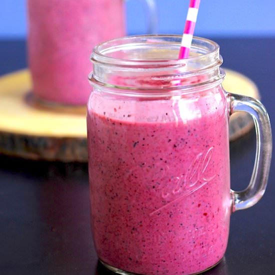 Mixed Berry Coconut Chia Smoothie