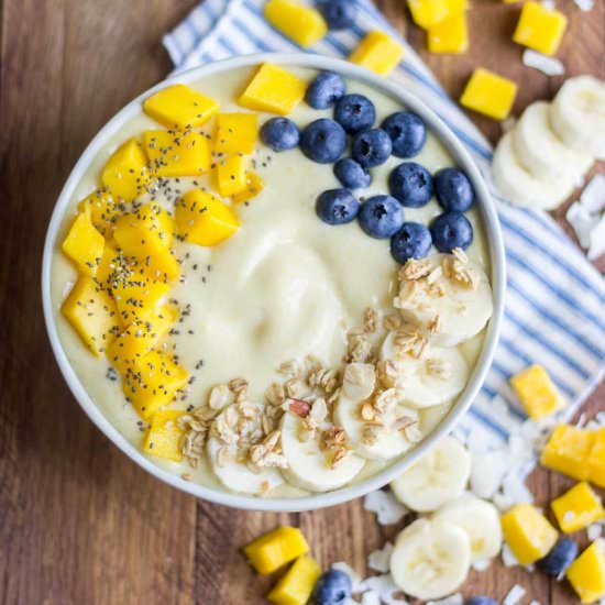 Tropical Coconut Smoothie Bowl