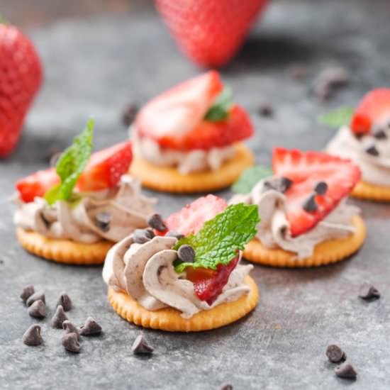 Strawberry Chocolate Mousse Cracker