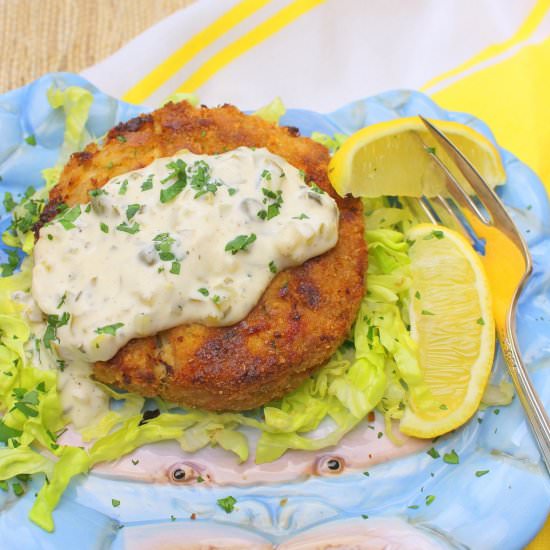 Baked Crab Cakes w/ DIY Tartar Sauce