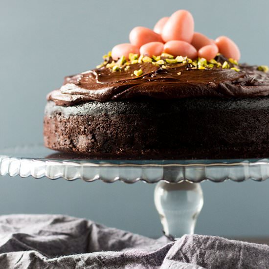Dark chocolate beetroot cake