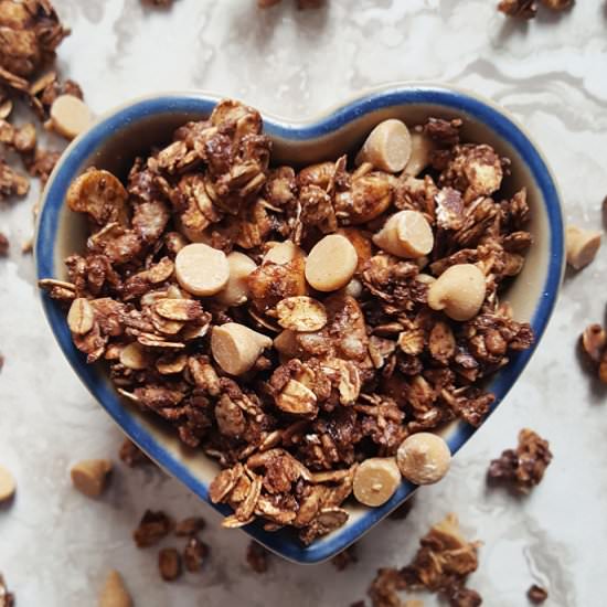 Chocolate Peanut Butter Granola