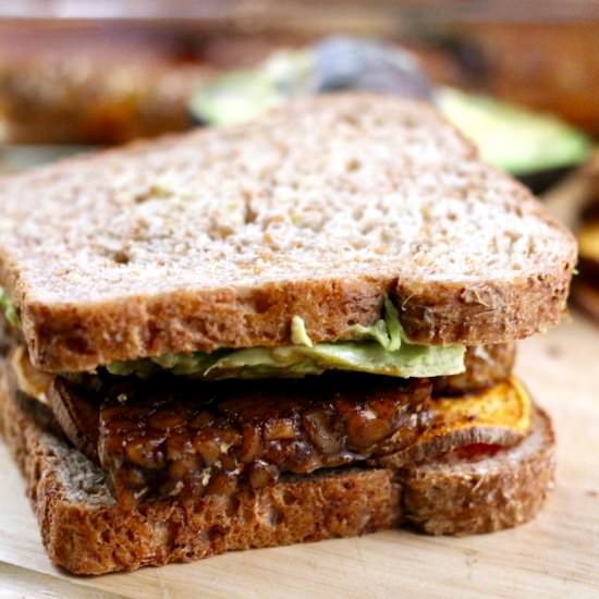Sweet and Spicy Tempeh Sandwich