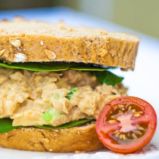 Easy Apple Chickpea ‘Tuna’