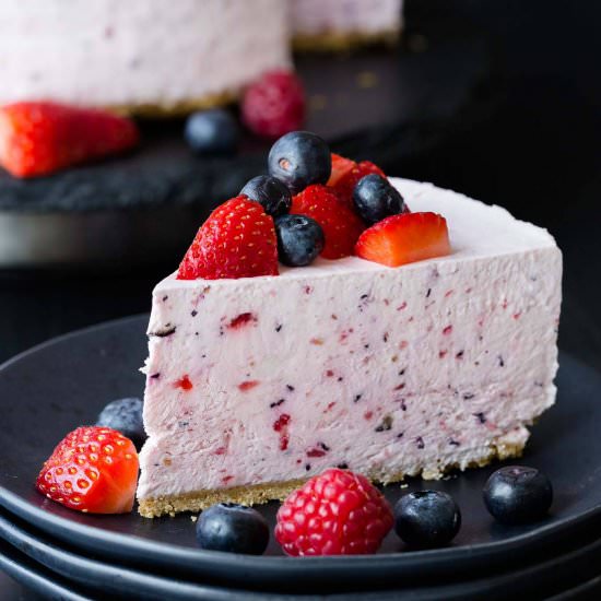 No Bake Berry Cheesecake