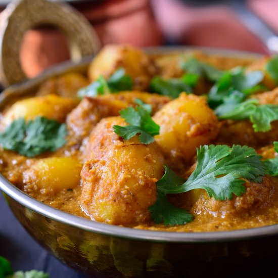 Spicy Vegan Potato Curry Dum Aloo