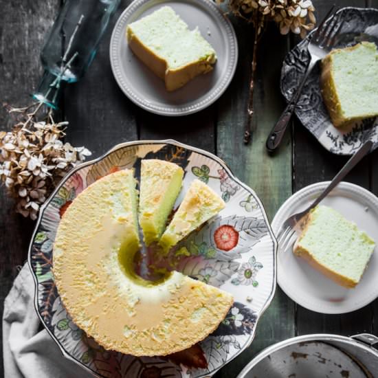 Pandan Chiffon Cake