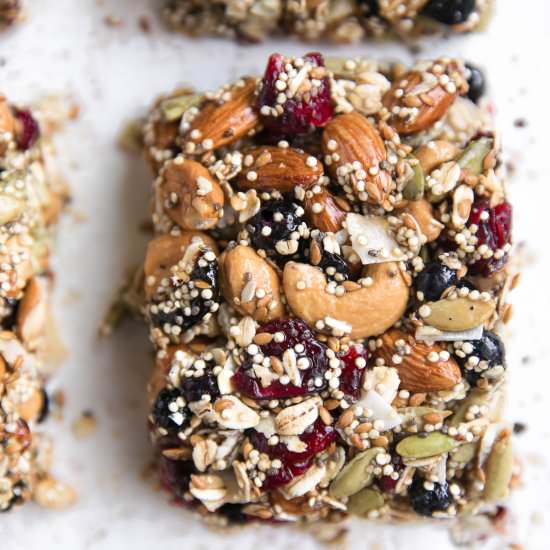 Nutty Superfood Oat Bars