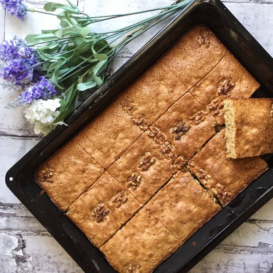 The Best Walnut and Raisin Blondie