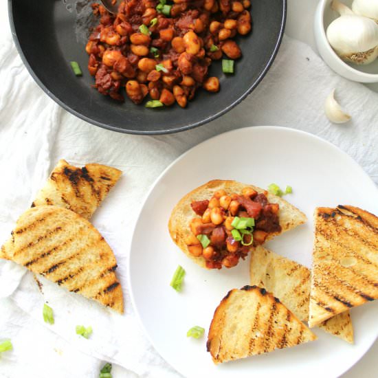 Zesty White Bean Garlic Toast