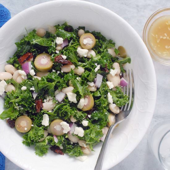 Simple Mediterranean Kale Salad