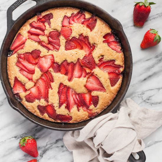 Gluten-free Strawberry Buckle